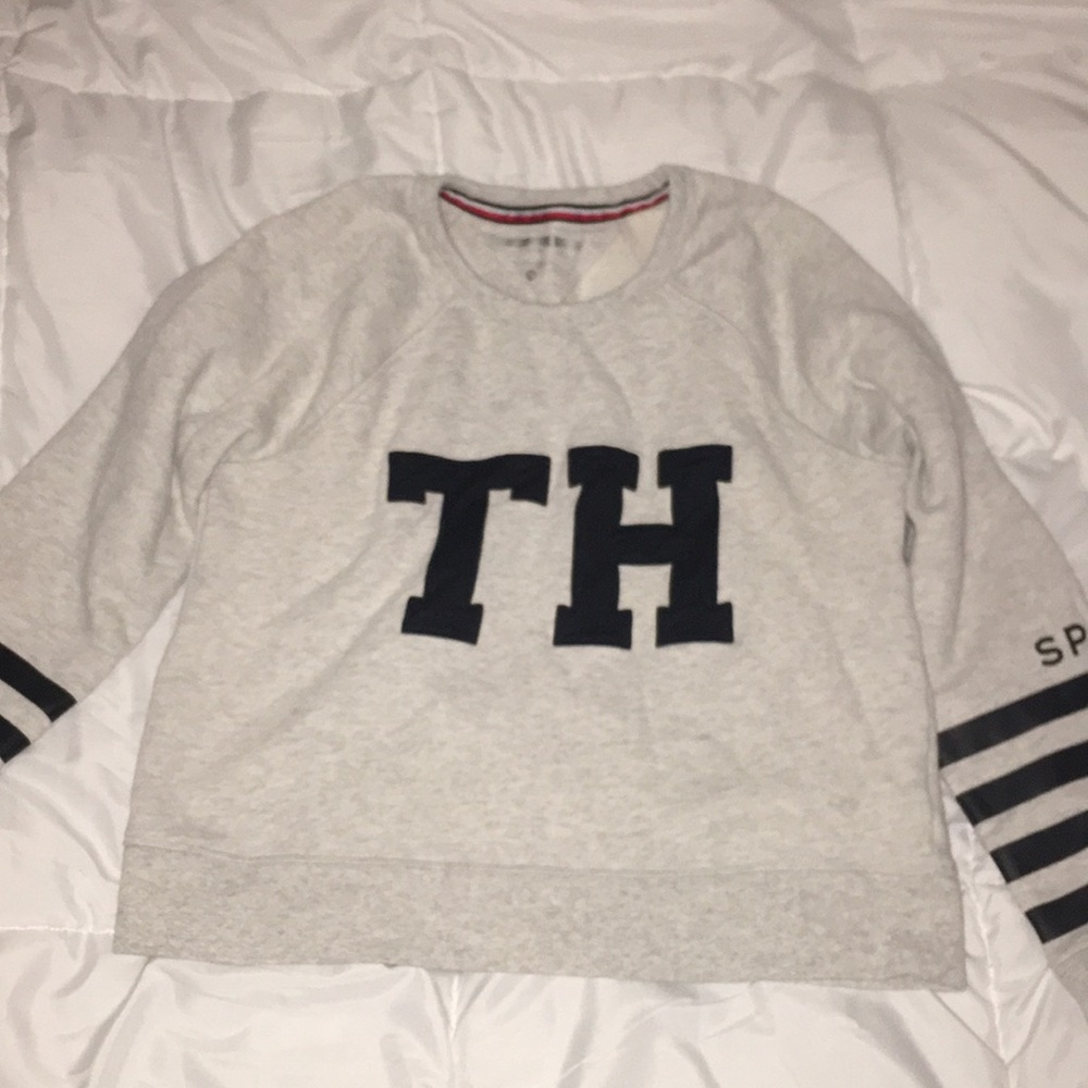 AUTHENTIC TOMMY HILFIGER CROP TOP